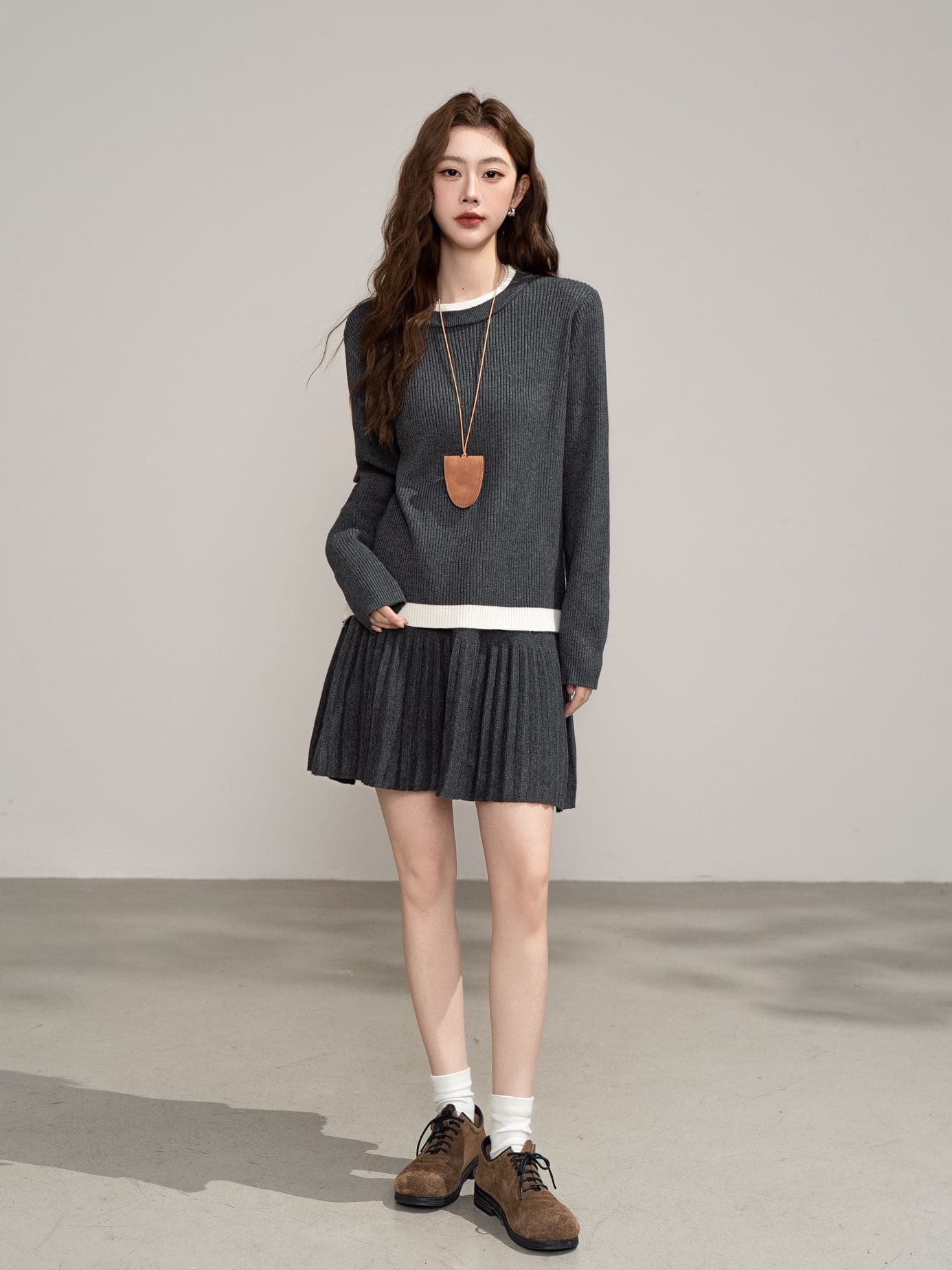 실사 2026 새로운 a 두 조각 스웨터 기본 셔츠 와이드 레그 팬츠 두 조각 여성 세트 루즈핏 패션 양모 스웨터 상세 이미지 5