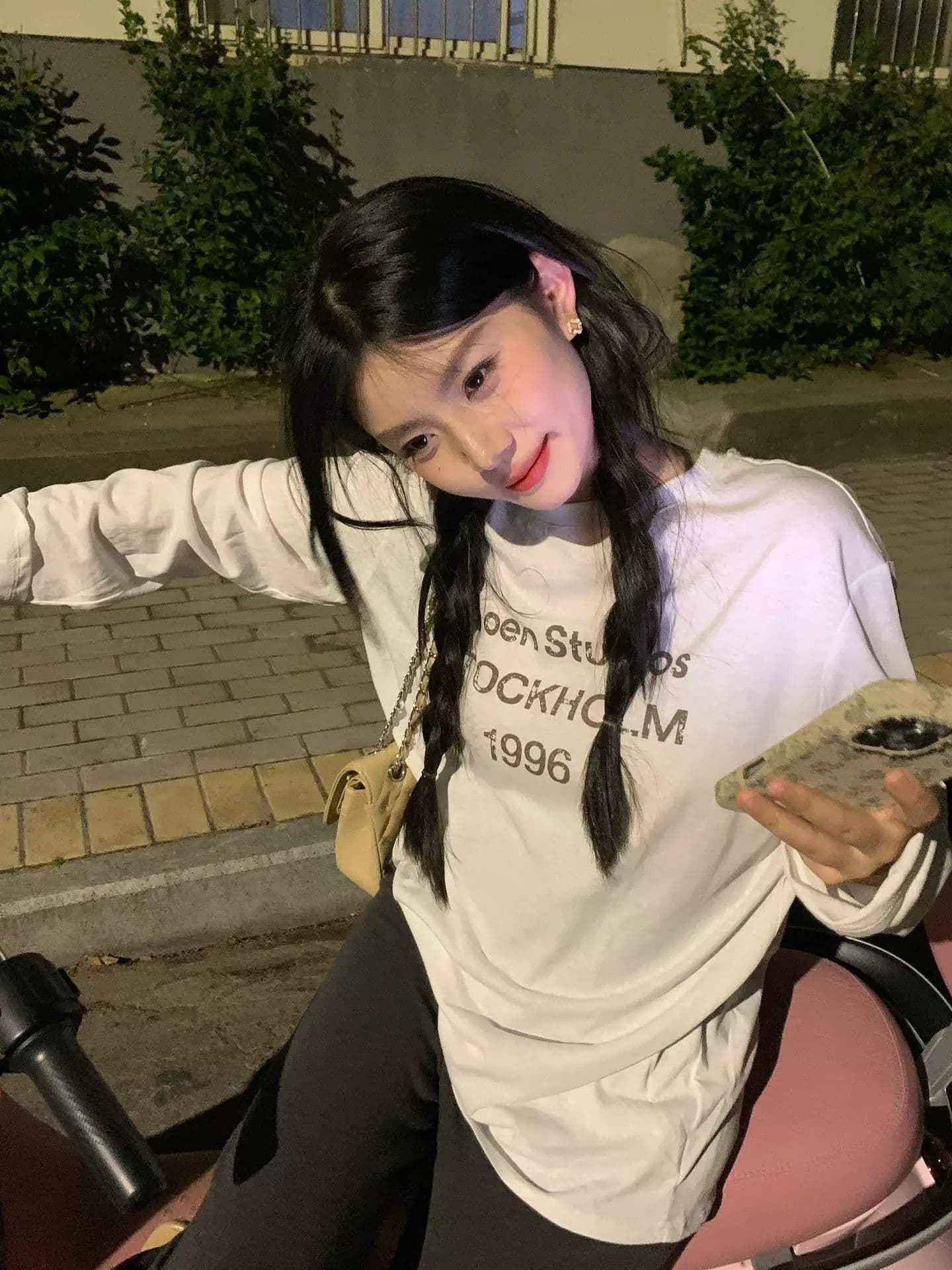 21 순면 이후 패키지 칼라 프린트 긴팔 티셔츠 여성 루즈핏 라운드 넥 맨위 상세 이미지 3