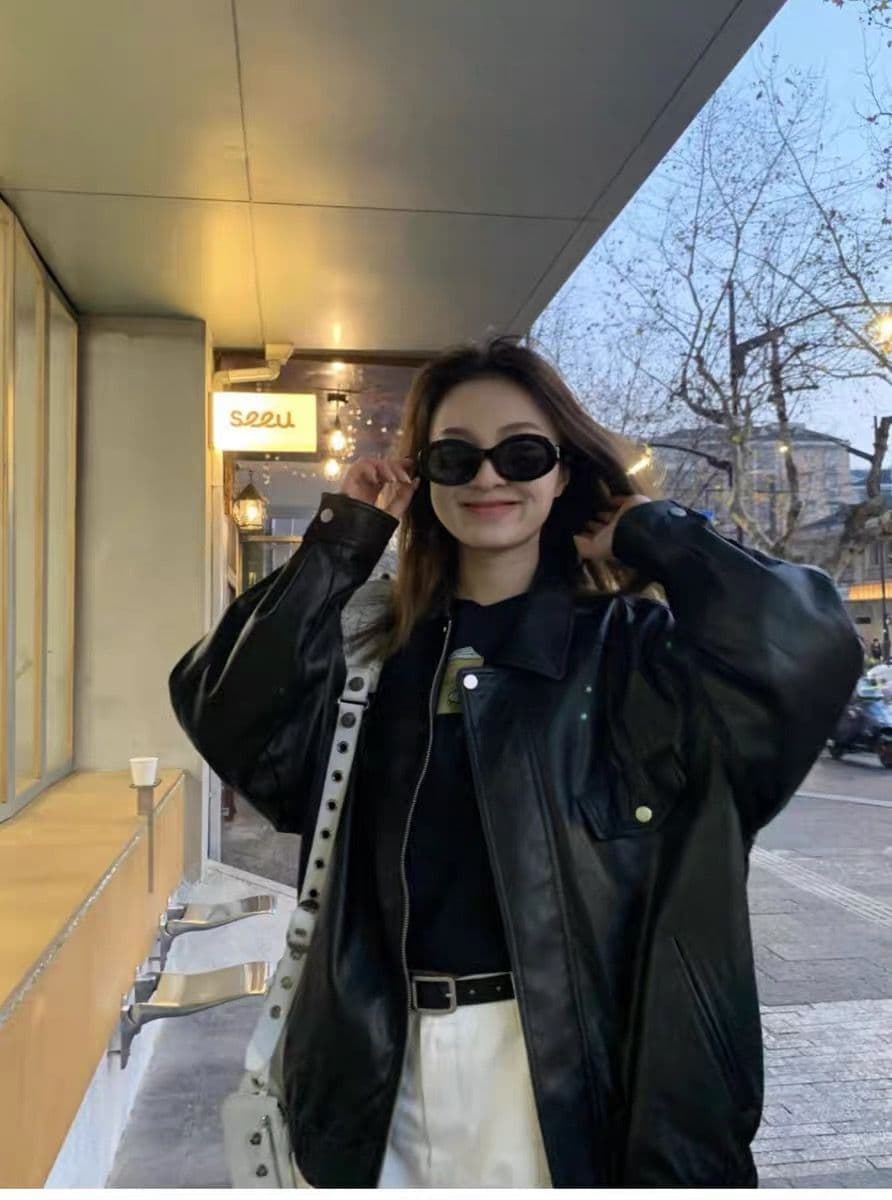 새로운 봄 가을 지퍼 폴로 칼라 PU 가죽 외투 여성 짧은 루즈핏 슬림해 보이는 아메리칸 레트로 오토바이 서비스 상세 이미지 7