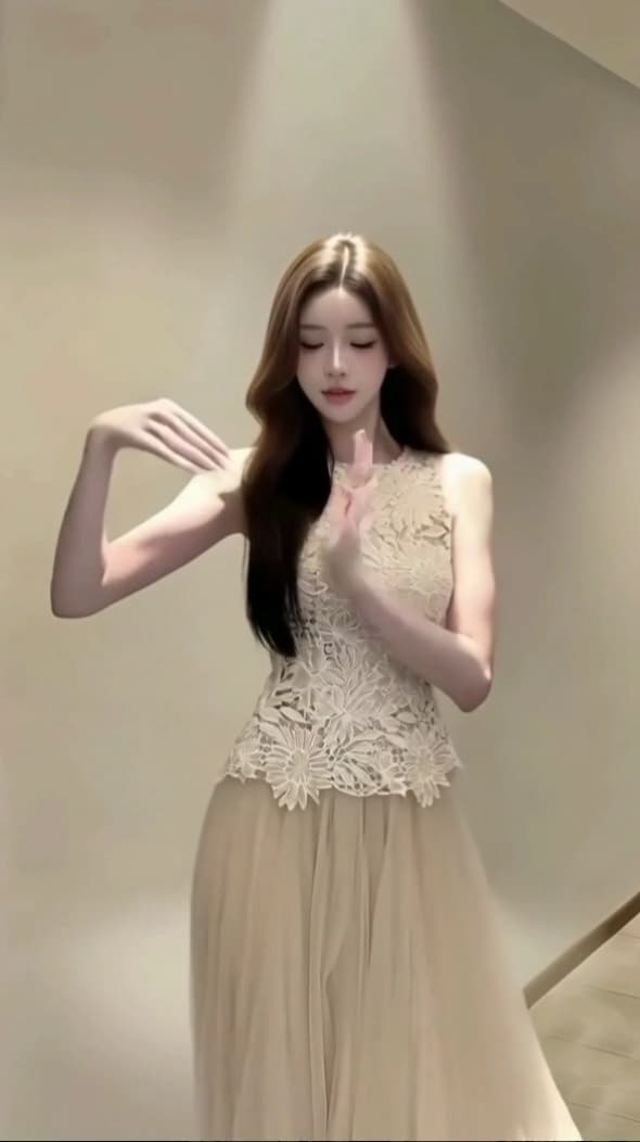 부드러운 바람 민소매 허리 수축 홀로우 아웃 레이스 프로 피부 맨위 도루 센스 망사 반신 치마 세트 여름 이미지 3