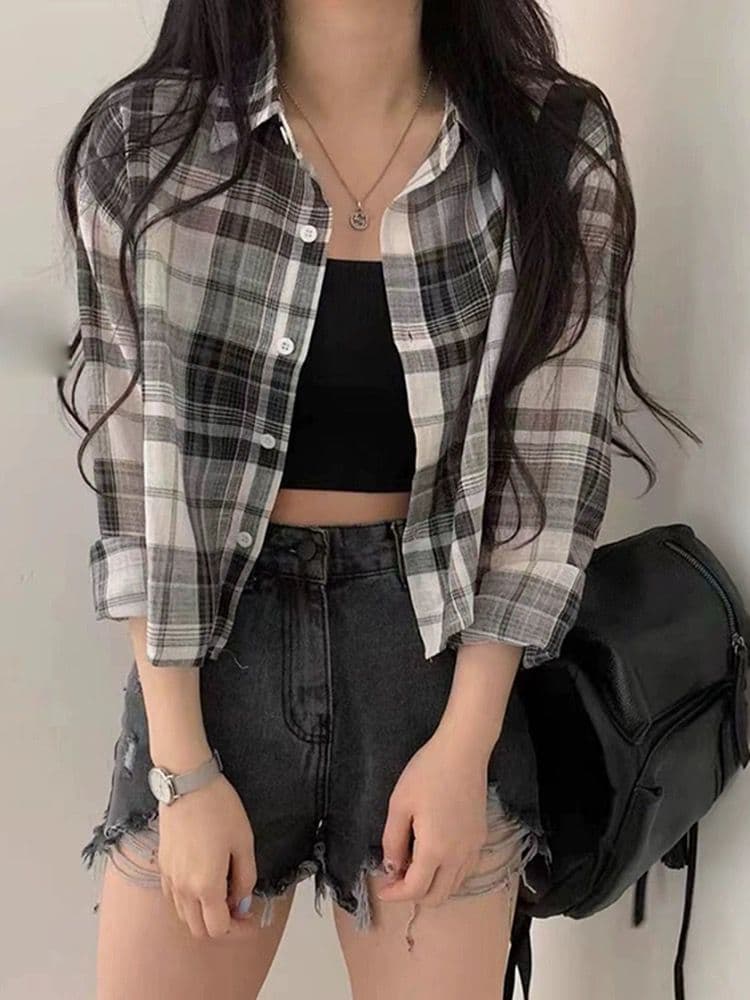 레트로 체크무늬 폴로 칼라 단추 쇼트 스타일 셔츠 루즈핏 캐주얼 다용도 슬림해 보이는 긴팔 자외선 차단 셔츠 상세 이미지 6