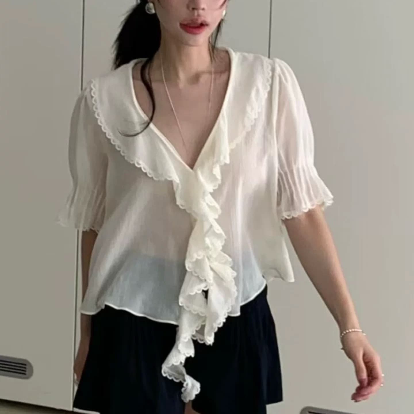 있음 창고 2026 새로운 부드러운 다용도 폴로 칼라 프릴 셔츠 상세 이미지 9
