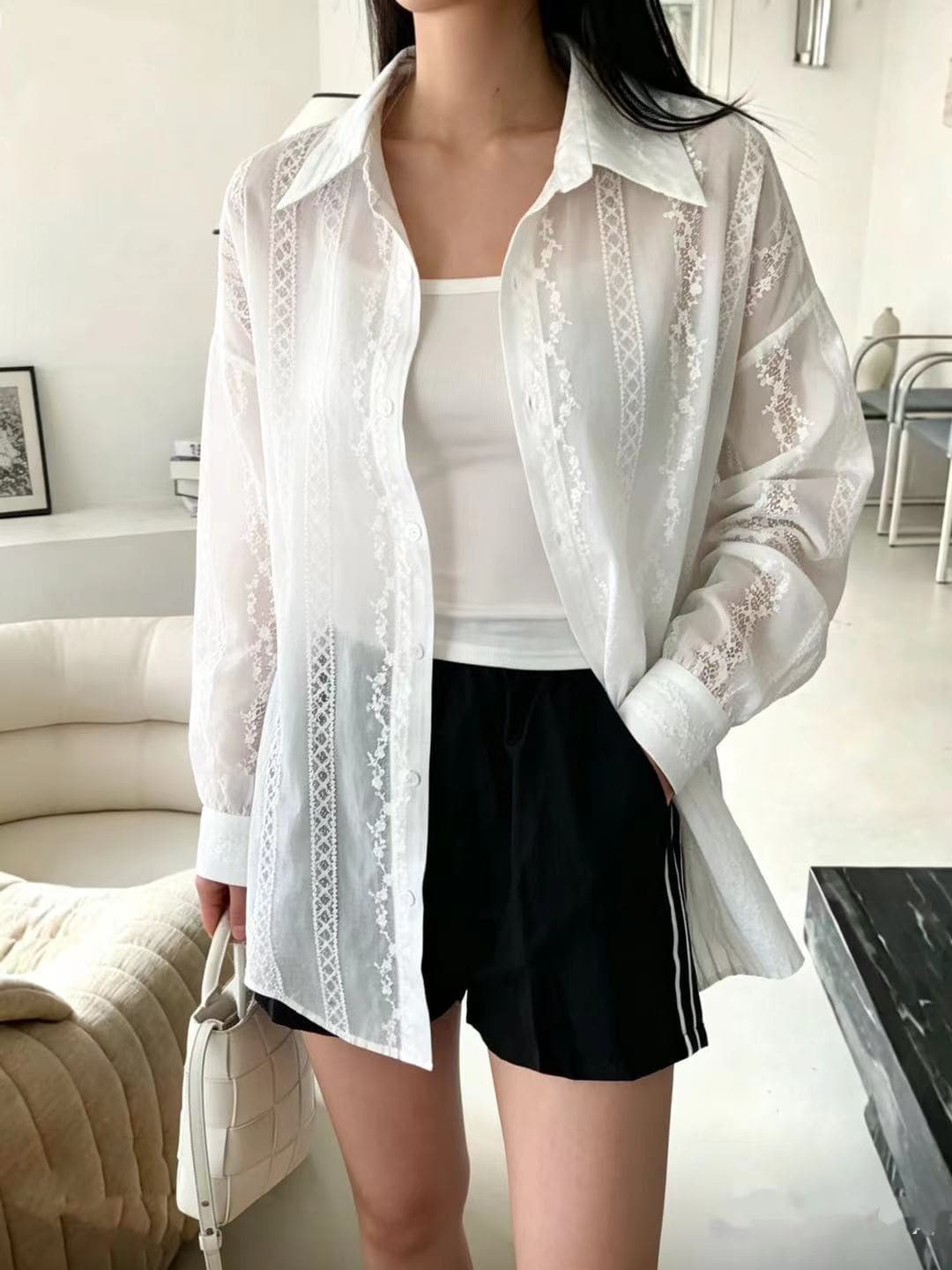 한국 ins 이후 트임 레이스업 레이스 루즈핏 셔츠 루즈핏 한국 스타일 레이스 셔츠 셔츠 상세 이미지 3