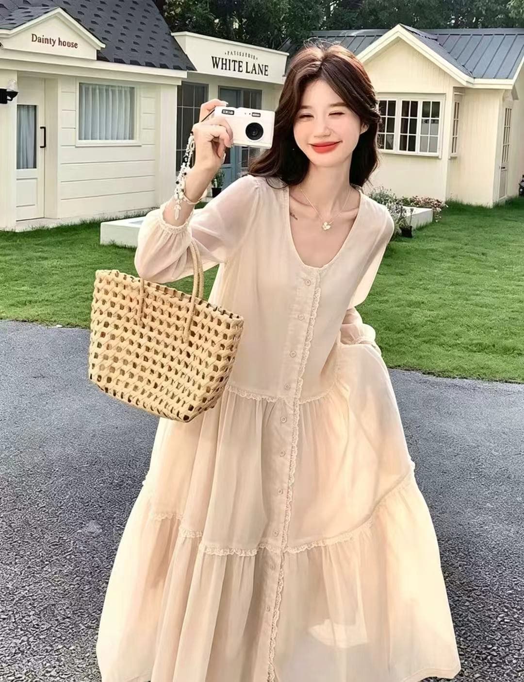 루즈핏 레이스 라운드 넥 패치워크 드레스 부드러운 달콤함 품격 슬림해 보이는 길다 드레스 상세 이미지 4