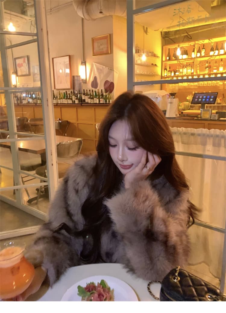 겨울 새로운 드래곤 패턴 환경 보호 모방 여우털 모피 모피 재킷 여성 짧은 가을 겨울 한국 스타일 맨위 상세 이미지 4