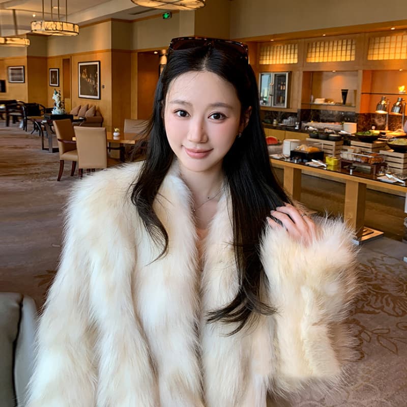 지아 지아 모피 커피 그림자 흐름 향기로운 너구리 모피 모피 재킷 여성 짧은 영 섹션 품격 연령 감소 코트 여성 이미지 3