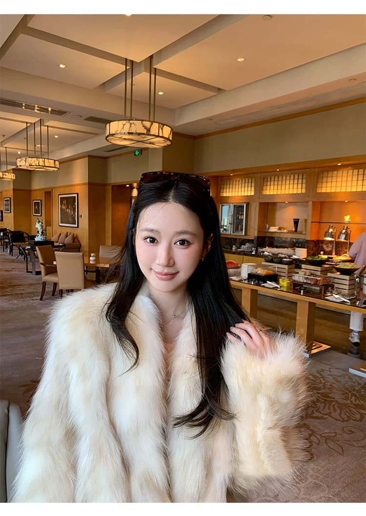지아 지아 모피 커피 그림자 흐름 향기로운 너구리 모피 모피 재킷 여성 짧은 영 섹션 품격 연령 감소 코트 여성 상세 이미지 5