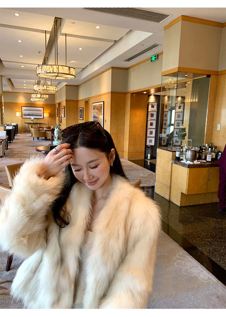 지아 지아 모피 커피 그림자 흐름 향기로운 너구리 모피 모피 재킷 여성 짧은 영 섹션 품격 연령 감소 코트 여성 상세 이미지 9