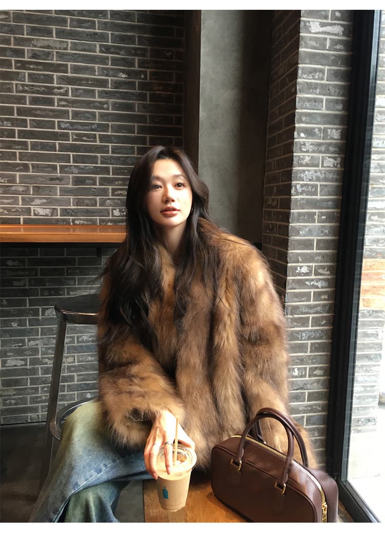 지아 지아 모피 커피 그림자 흐름 향기로운 너구리 모피 모피 재킷 여성 짧은 영 섹션 품격 연령 감소 코트 여성 상세 이미지 13