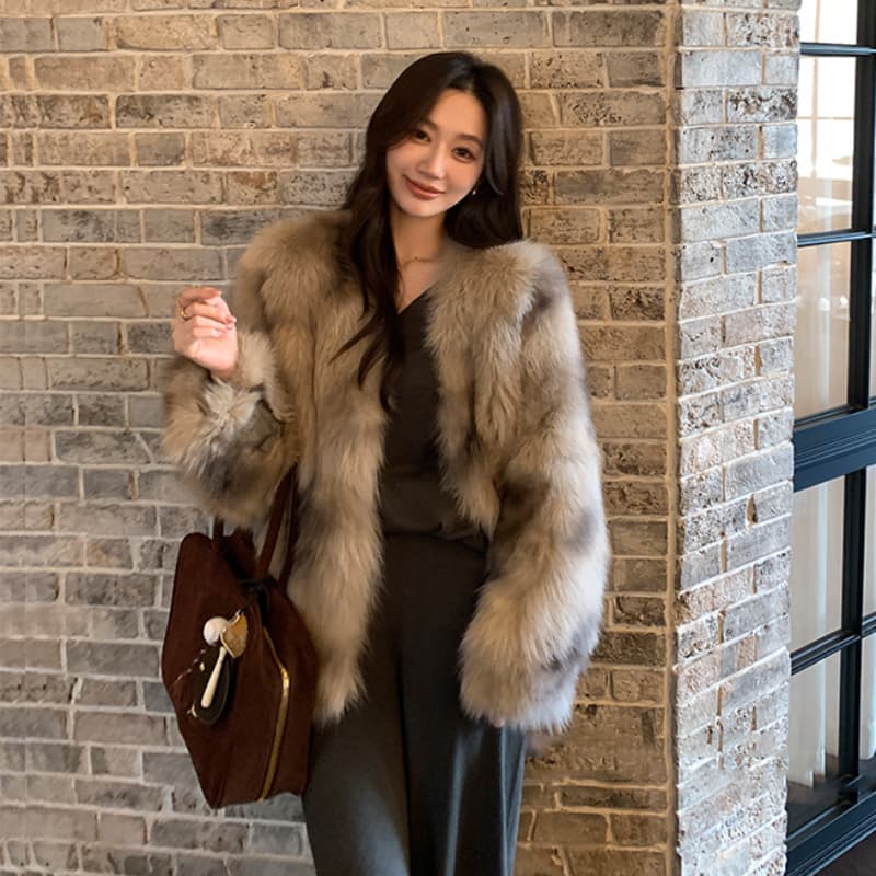 코코아 떠 다니는 섬 새로운 하이닝 영 한국 스타일 환경 보호 여우털 여성 모방 모피 모피 중간 길이 재킷 이미지 2