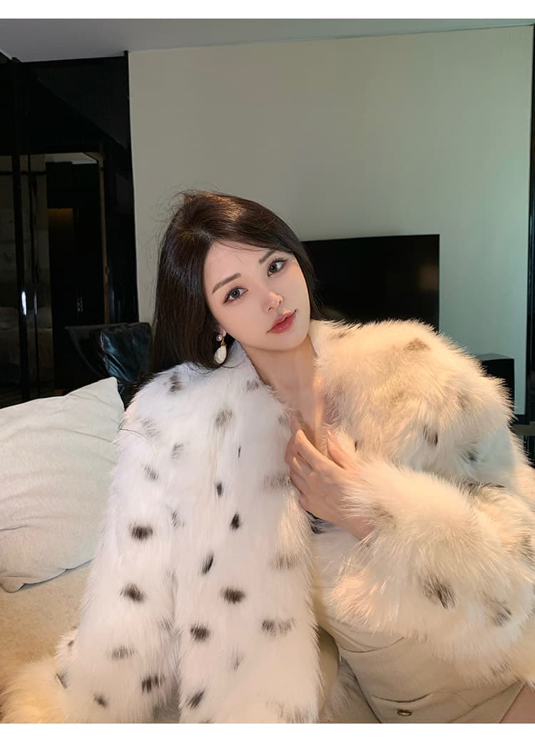 실사 구름 플러시 떠 다니는 눈 환경 보호 여우털 车条 모피 여성 짧은 도트 무늬 겨울 새로운 명문 여성 재킷 상세 이미지 8