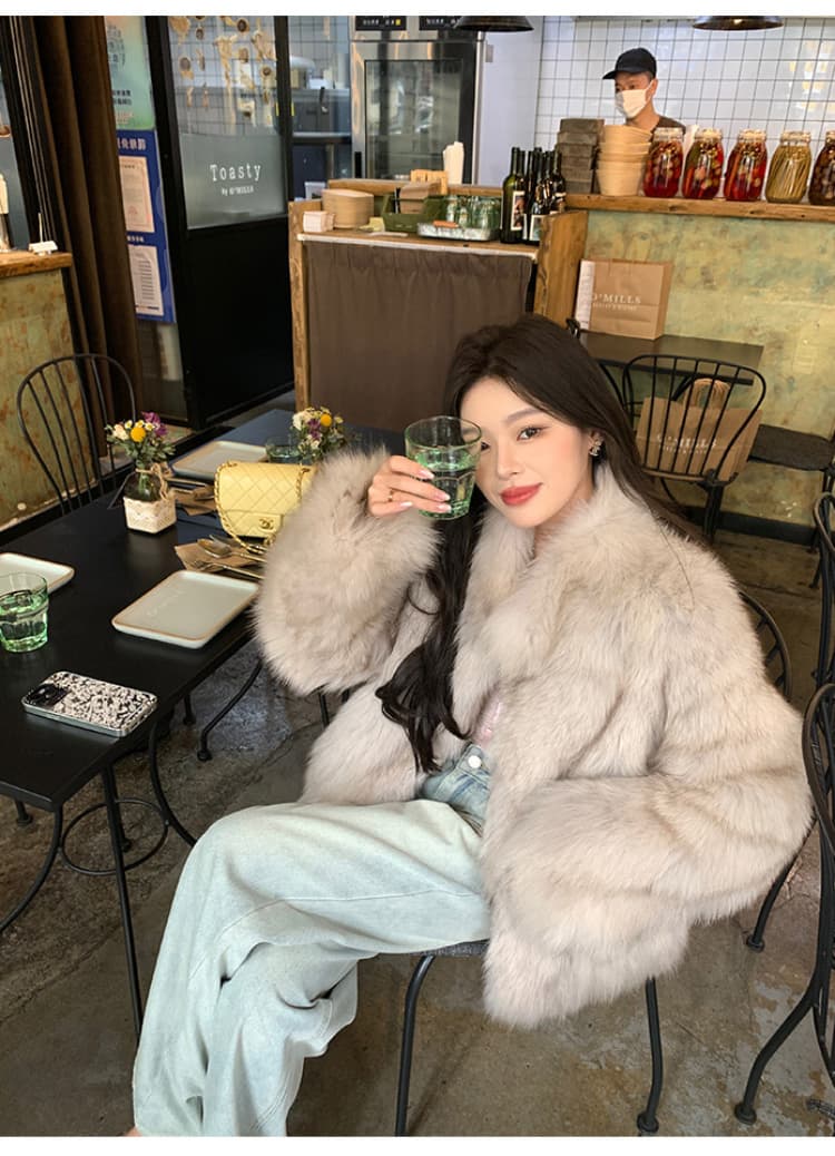 호박색 깃발 중년 헤일로 염색 서리 색상 작은 스탠드 칼라 쇼트 스타일 여우털 겨울 새로운 환경 보호 모피 여성 코트 상세 이미지 41