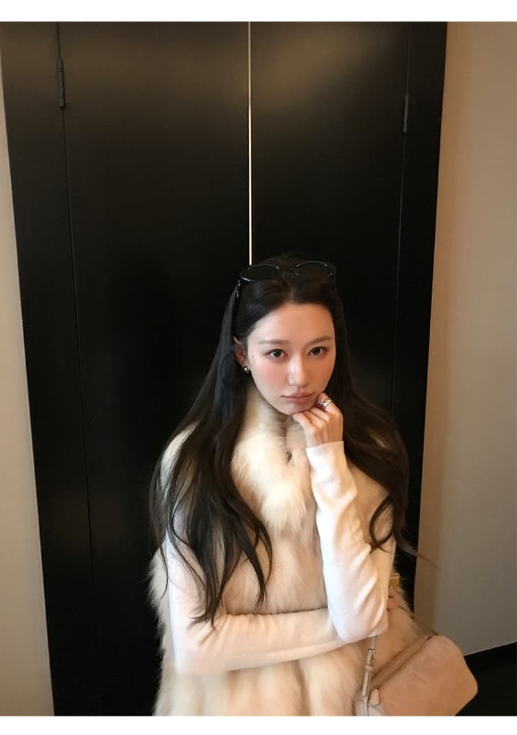환경 보호 털 모피 베스트 쇼트 스타일 민소매 어깨 조끼 자켓 가을 겨울 영 섹션 모방 폭스 모피 조끼 여자 상세 이미지 19