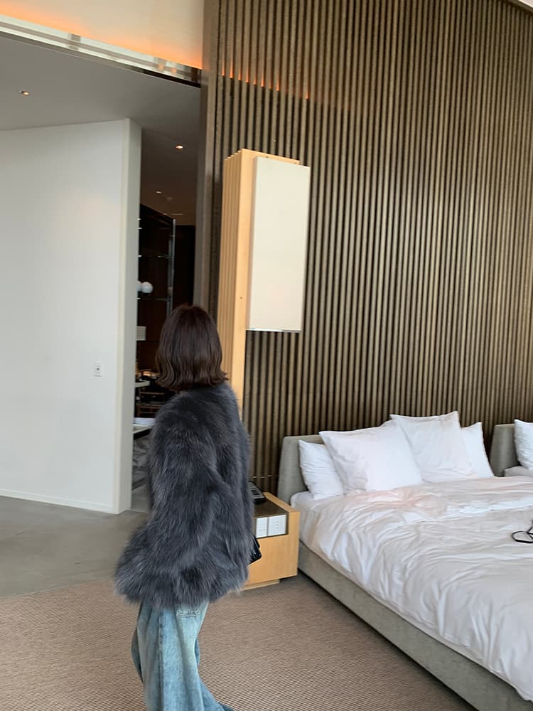 와니 안 중년 가져 오기 모방 너구리 모피 헤일로 염색 공예 여성 짧은 모피 재킷 겨울 환경 보호 모피 상세 이미지 31