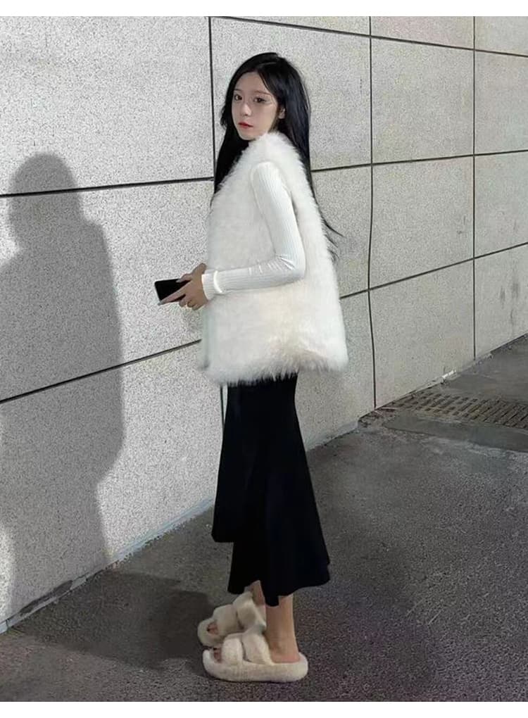 한국 스타일 가을 겨울 새로운 루즈핏 모방 여우털 모피 환경 보호 수달 모피 다용도 V넥 단색 조끼 베스트 상세 이미지 4