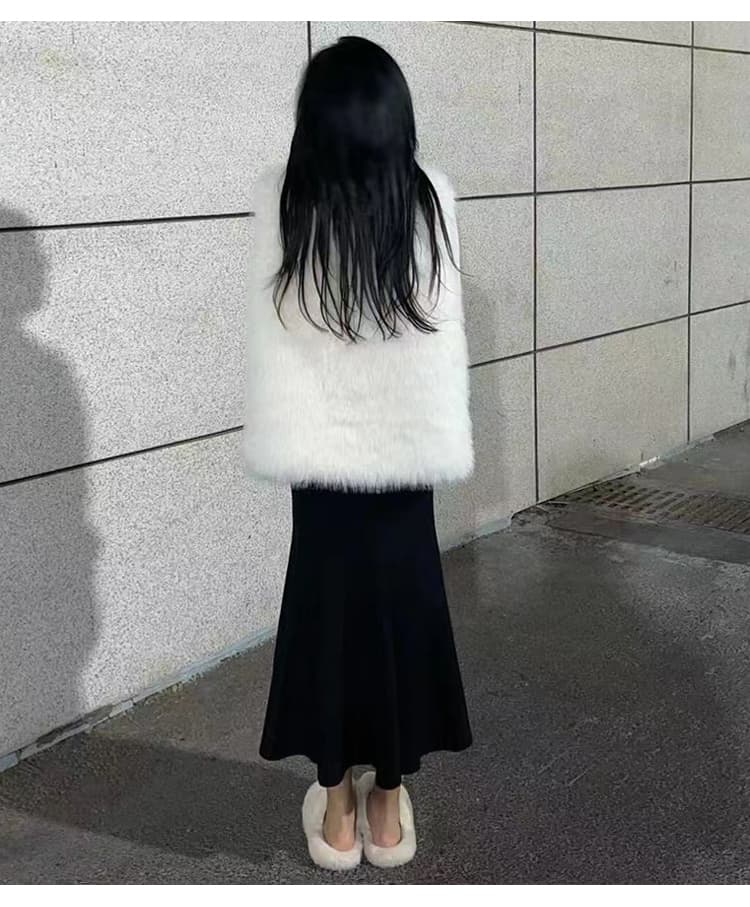 한국 스타일 가을 겨울 새로운 루즈핏 모방 여우털 모피 환경 보호 수달 모피 다용도 V넥 단색 조끼 베스트 상세 이미지 5