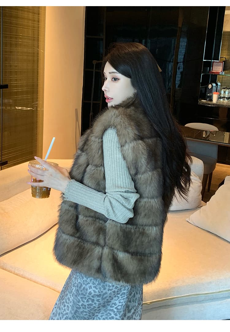 실사 겨울 스탠드 칼라 작은 키 세련된 환경 보호 여우털 여성 코트 패션 슬림해 보이는 레트로 베스트 모조 모피 상세 이미지 24