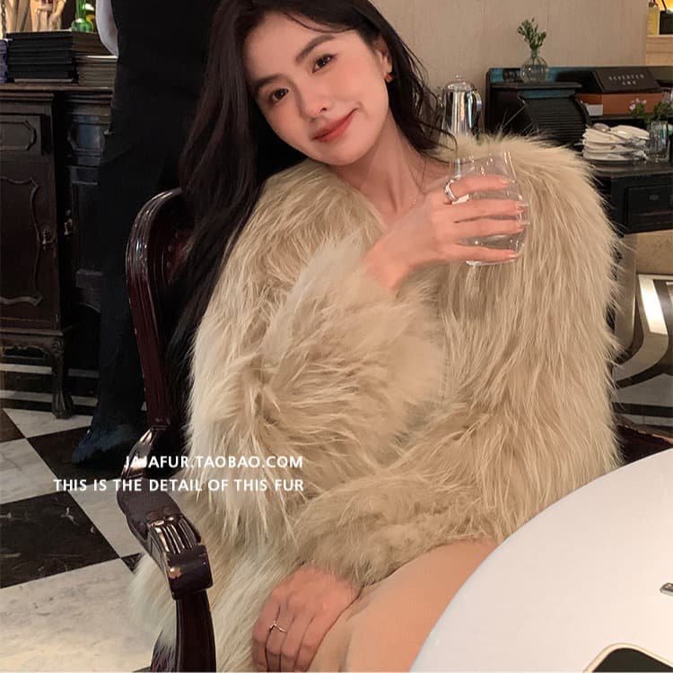 천 골드 작은 우유 동물 오소리 같은 환경 보호 너구리 모피 모피 배색 품격 영 섹션 한국 스타일 쇼트 스타일 모피 여성 코트 이미지 3