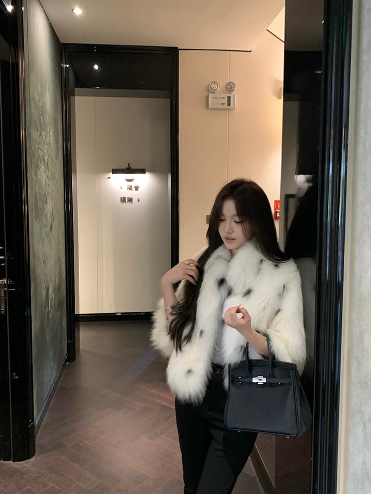 백색 이슬 그것 침묵 가져 오기 환경 보호 여우털 새로운 영 섹션 스탠드 칼라 모피 무거운 작업 레오파드 무늬 모피 여성 코트 상세 이미지 11