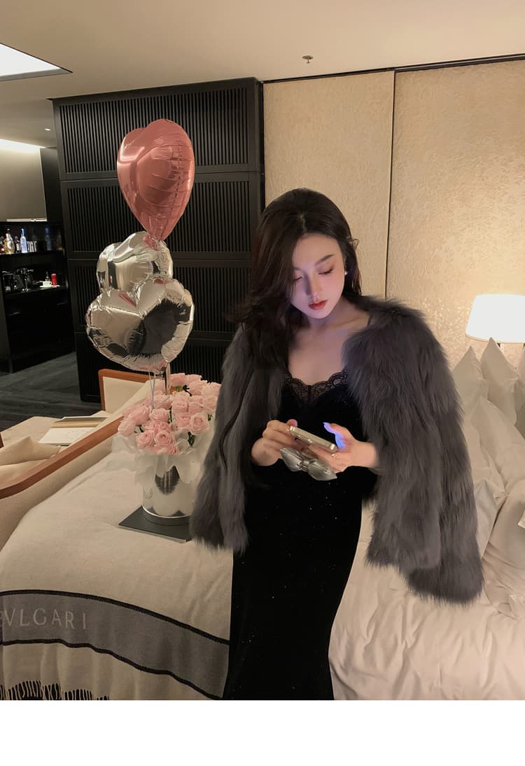 안개가 자욱한 소녀 겨울 새로운 모방 여우털 모피 영 섹션 솜을 넣은 두꺼운 환경 보호 모피 여성 코트 상세 이미지 30