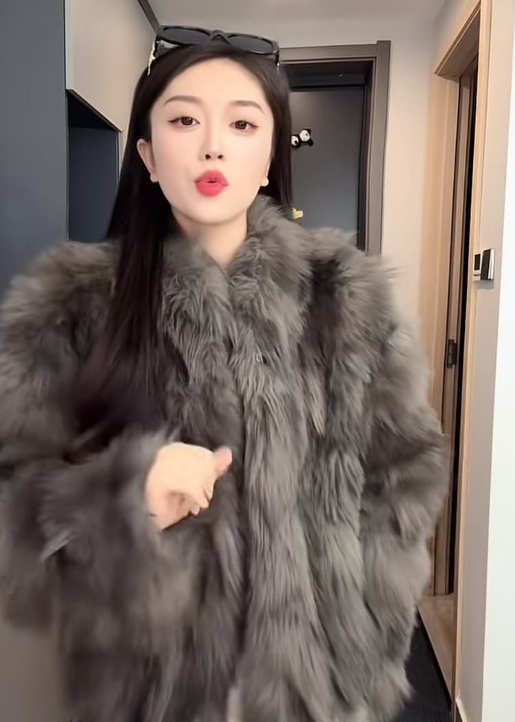영도 심장 도메인 우아함 레트로 겨울 새로운 더블 색 후광 염색 스탠드 칼라 모방 여우털 환경 보호 모피 여성 코트 상세 이미지 33