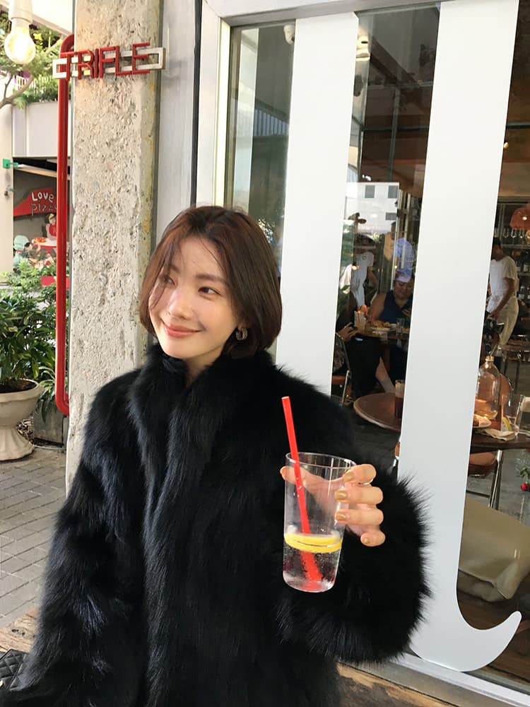 c 조금 천 골드 겨울 한국 스타일 환경 보호 모피 새로운 세련된 스탠드 칼라 전체 가죽 모방 여우털 모피 여성 코트 상세 이미지 30