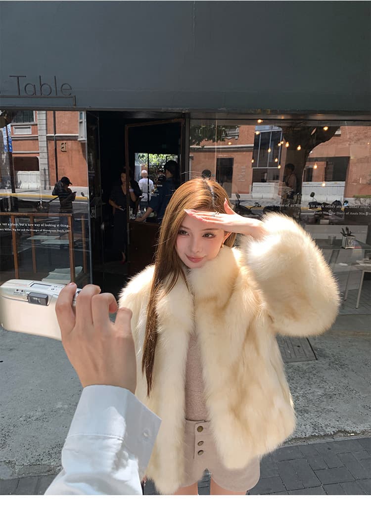 일광 섬 핀란드 가져 오기 환경 보호 전체 가죽 여우털 모피 여성 코트 겨울 스탠드 칼라 모방 모피 코트 상세 이미지 11