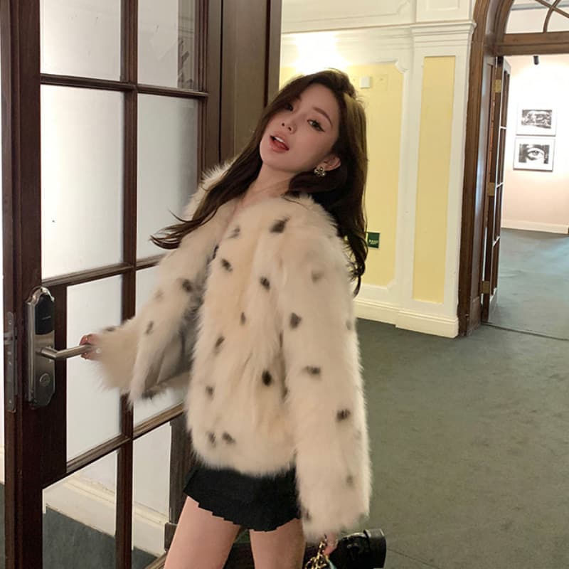 자유 계약 겨울 새로운 밥캣 곡물 가져 오기 표범 포인트 환경 보호 여우털 모피 재킷 쇼트 스타일 모피 여성 이미지 2