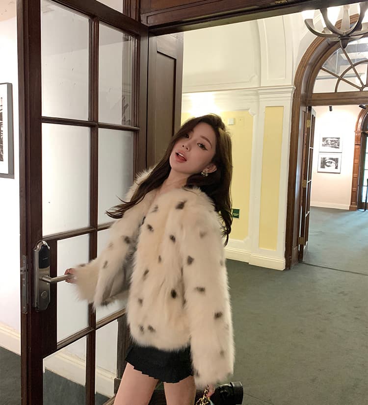 자유 계약 겨울 새로운 밥캣 곡물 가져 오기 표범 포인트 환경 보호 여우털 모피 재킷 쇼트 스타일 모피 여성 상세 이미지 11