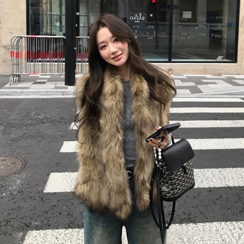 한국 스타일 환경 보호 여우털 조끼 영 섹션 모피 조끼 여자 겨울 새로운 민소매 조끼 모방 모피 재킷 이미지 2