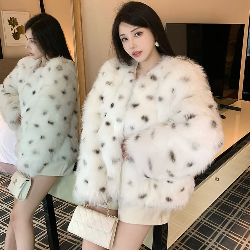 실사 구름 플러시 떠 다니는 눈 환경 보호 여우털 车条 모피 여성 짧은 도트 무늬 겨울 새로운 명문 여성 재킷 이미지 2