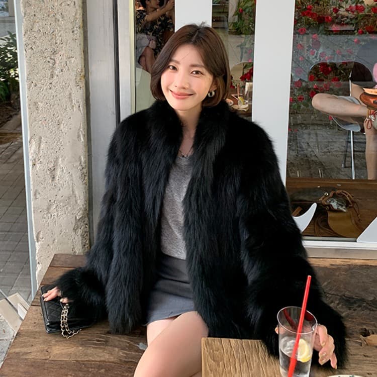 호박색 깃발 중년 헤일로 염색 서리 색상 작은 스탠드 칼라 쇼트 스타일 여우털 겨울 새로운 환경 보호 모피 여성 코트