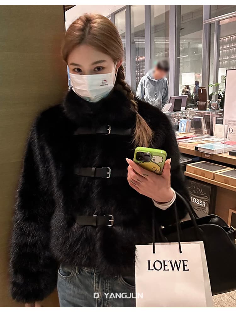 검정색 고급 모방 여우털 쇼트 스타일 모피 여성 단색 겨울 레이스업 벨트 새로운 슈퍼 잘 생긴 모피 재킷 상세 이미지 7