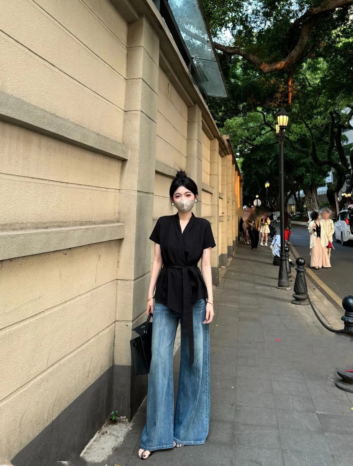 여름 새로운 디자인 센스 스트랩 반팔 다용도 슬림해 보이는 품격 맨위 여성 하이웨이스트 넓은 다리 청바지 세트 상세 이미지 2