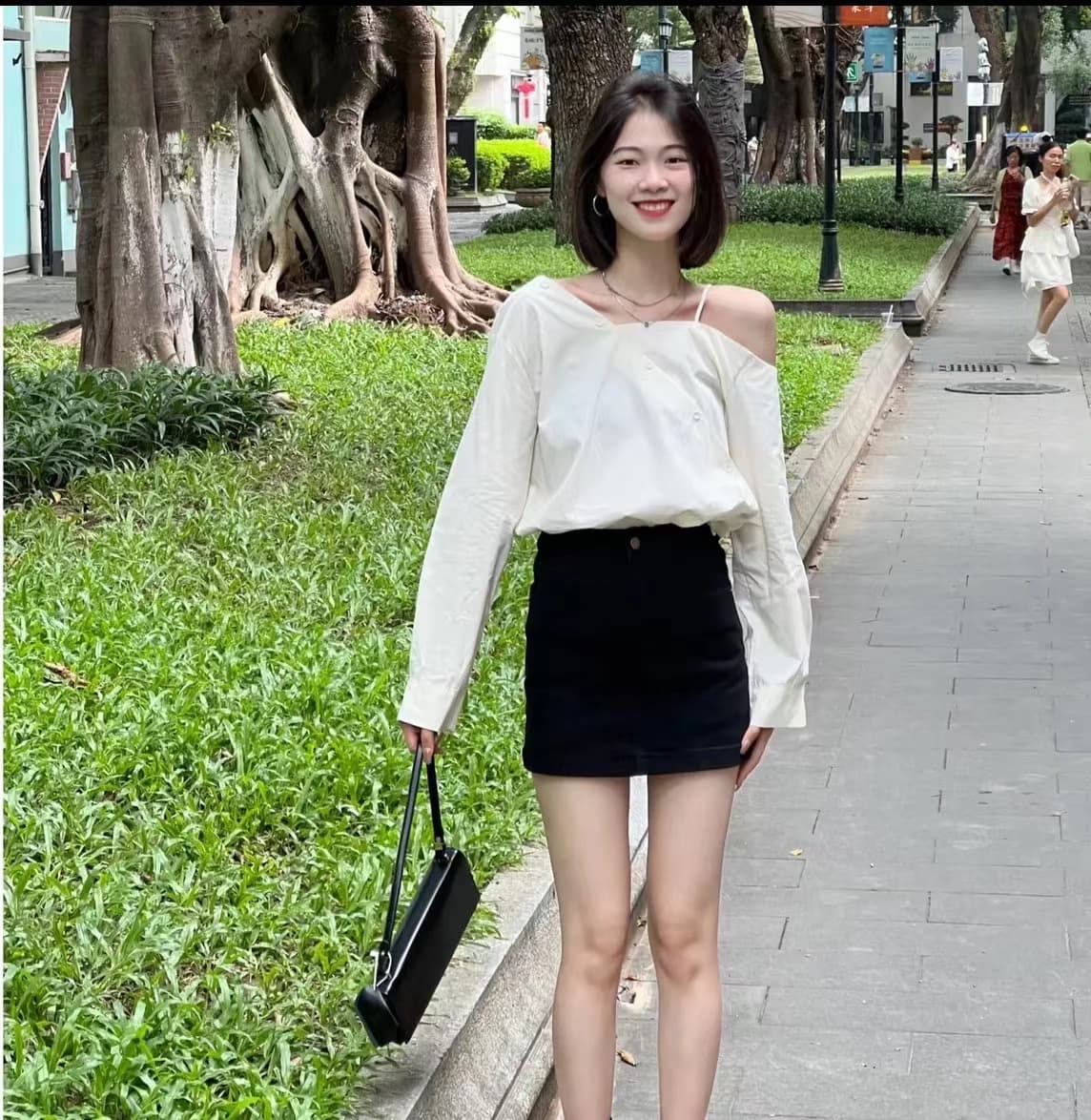 새로운 디자인 섹션 비스듬한 어깨 단추 오프숄더 긴팔 셔츠 맨위 상세 이미지 6