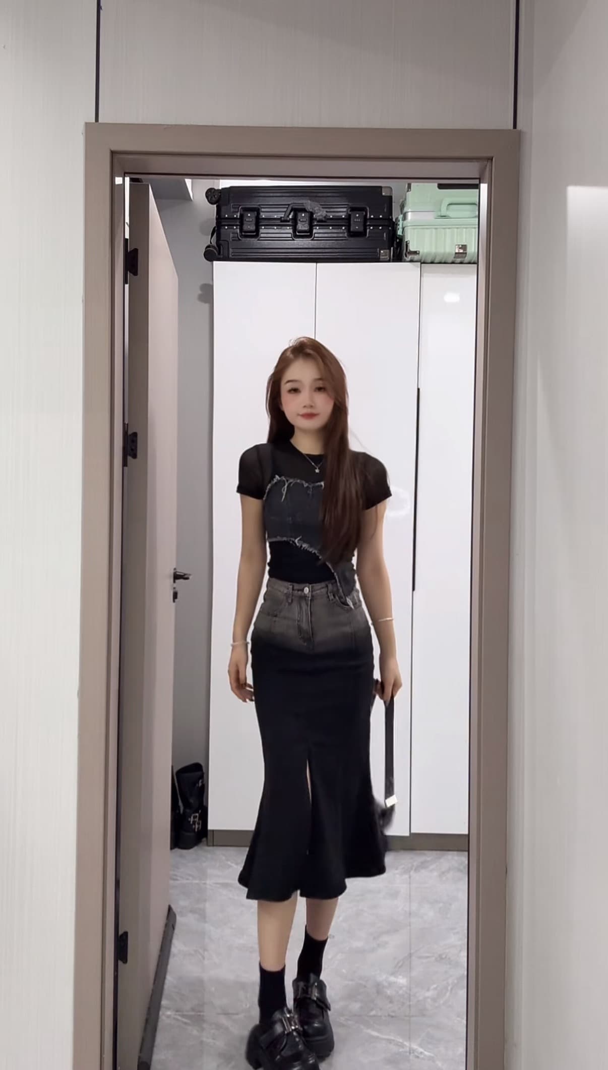 새로운 데님 패치워크 마이크로 ~을 통해 디자인 센스 불규칙 맨위 그라데이션 색상 데님 인어 꼬리 스커트 타이트 스커트 치마 세트 상세 이미지 13