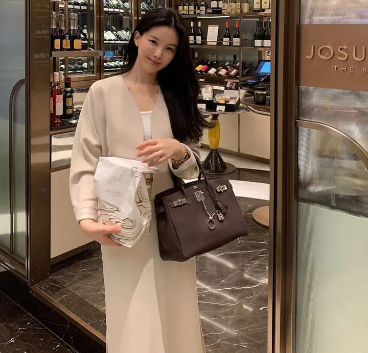 봄 새로운 한 스타일 봄 가을 익스트림 제인 지배 품격 루즈핏 캐주얼 다용도 단색 긴팔 쇼트 스타일 블레이저 상세 이미지 6