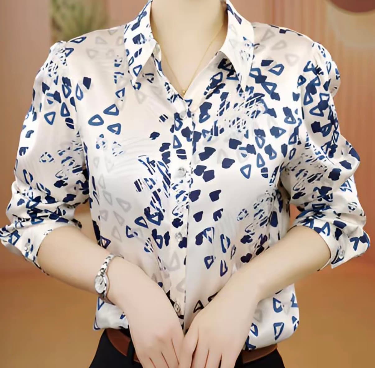 패션 폴로 칼라 긴팔 셔츠 여성 2026 가을 새로운 프린트 작은 셔츠 외국 가스 연령 감소 다용도 출퇴근 맨위 상세 이미지 2