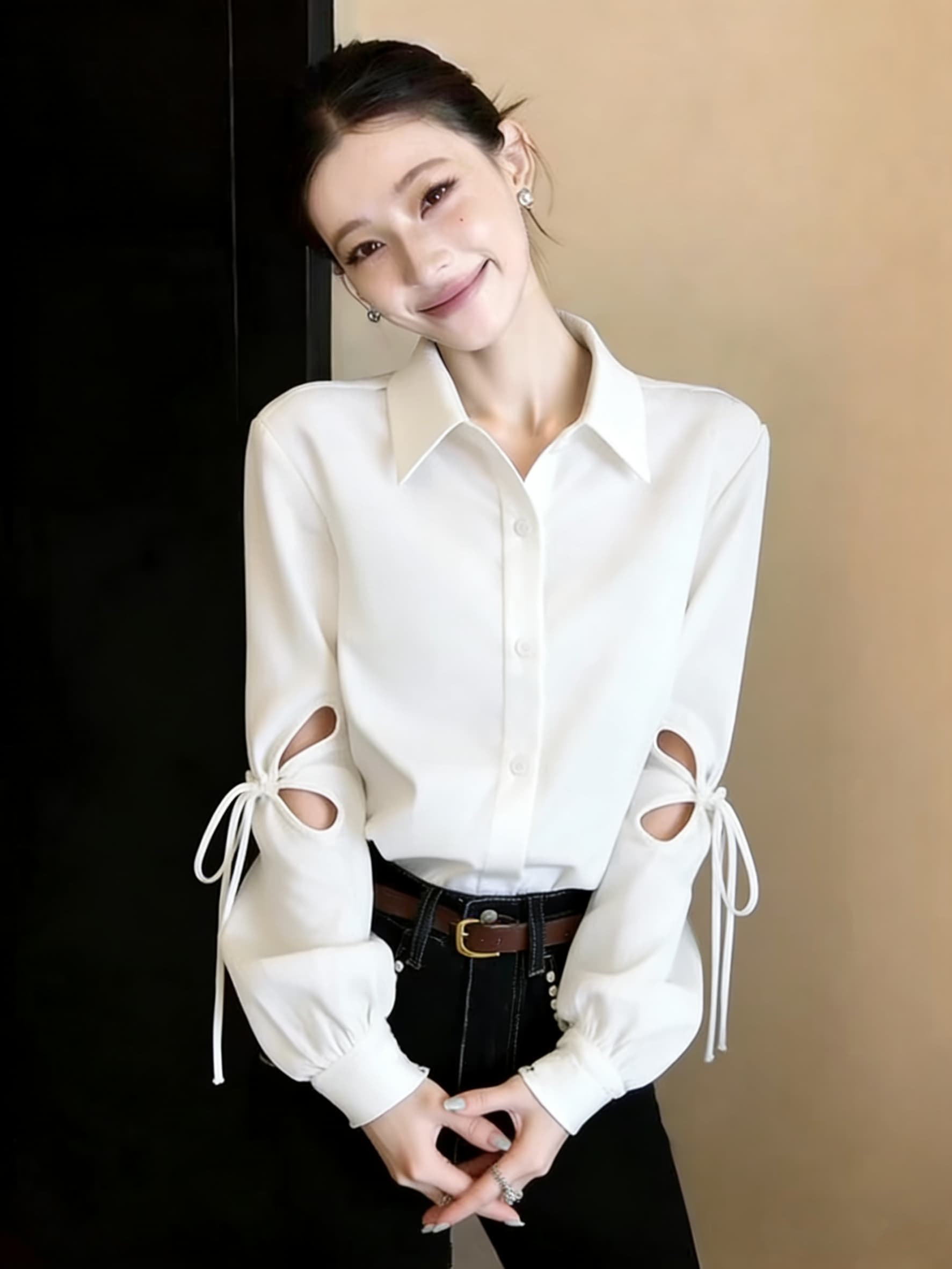 있음 선적 스트랩 홀로우 아웃 긴팔 셔츠 2026 새로운 디자인 센스 Chic 작은 대중 맨위 셔츠 이미지 2