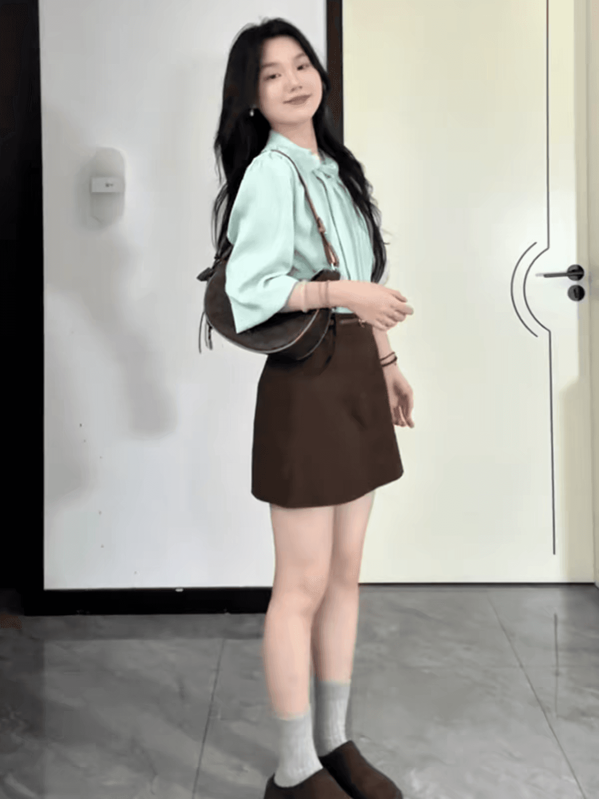 프랑스식 부드러운 바람 레이스업 칼라 여성 셔츠 가을 새로운 고급 센스 품격 출퇴근 Chic 연령 감소 긴팔 맨위 상세 이미지 5