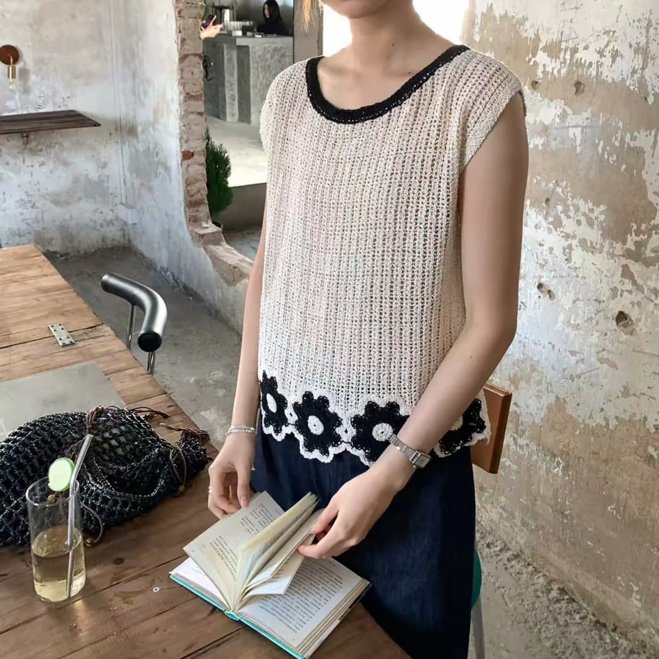 2026 여름 새로운 순면 한 부서 미니멀리즘 다용도 출퇴근 루즈핏 슬림해 보이는 레이스 자수 니트 조끼 여성 상세 이미지 1