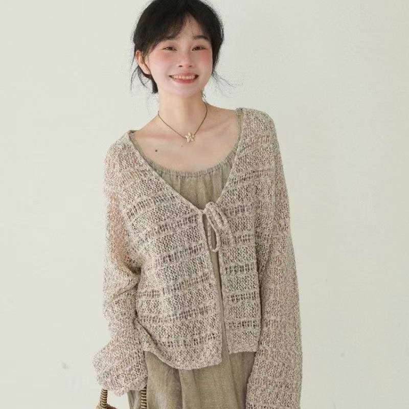2026 새로운 v 칼라 레이스업 니트 오픈 가디건 봄 여름 얇은 스타일 홀로우 아웃 나팔 소매 자외선 차단 외부 가져 가라. 작은 외투 상세 이미지 2