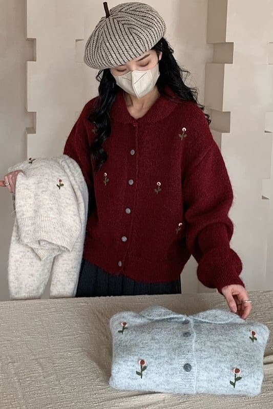 스웨터 여자 2026 새로운 겨울 부드러운 바람 한 부서 달콤함 레트로 자수 양모 니트 부드러운 찹쌀 카디건 코트 상세 이미지 6