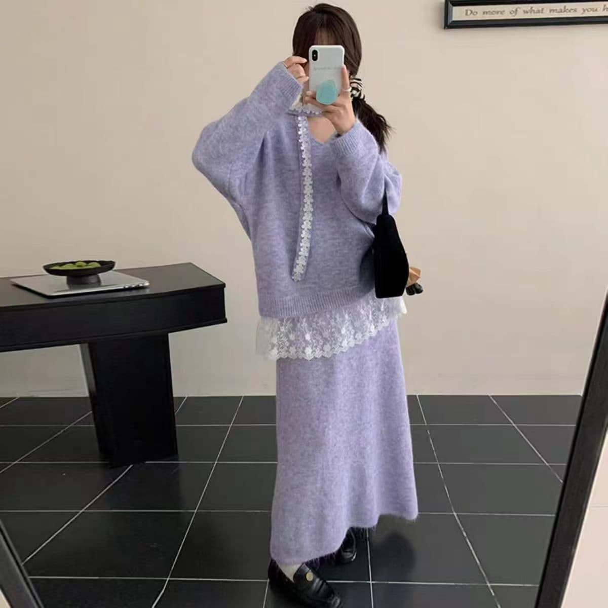 양 타조 울 가을 겨울 세트 2026 새로운 한국 스타일 느긋한 바람 레이스 조각 스웨터 반신 스커트 벨트 3 세트 이미지 5
