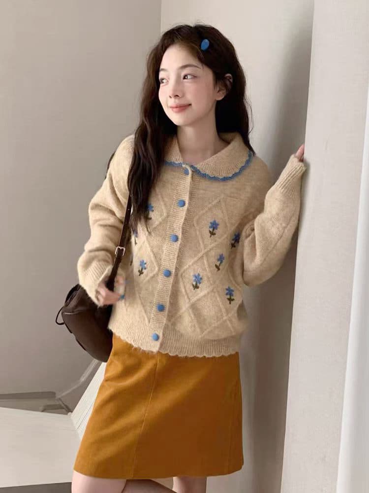 한 부서 부드러운 바람 폴로 칼라 배색 링 그리드 작은 꽃 자수 니트 맨위 가을 겨울 분위기 센스 착용 가져 가라. 스웨터 상세 이미지 5