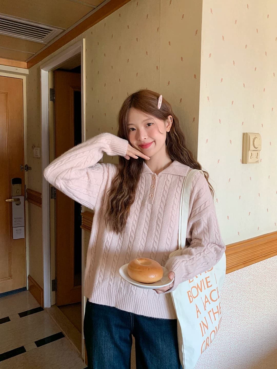 토지 작은 그룹 달콤함 꽈배기 스웨터 2026 가을 한 부서 품격 레트로 부드러운 느긋한 미니멀리즘 재킷 맨위 상세 이미지 1