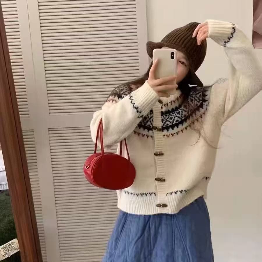 한 스타일 플리스 센스 공정한 섬 자카드 분위기 센스 스웨터 코트 목질 버클 양 낙타 털 부드러운 찹쌀 루즈핏 느긋한 바람 상세 이미지 5
