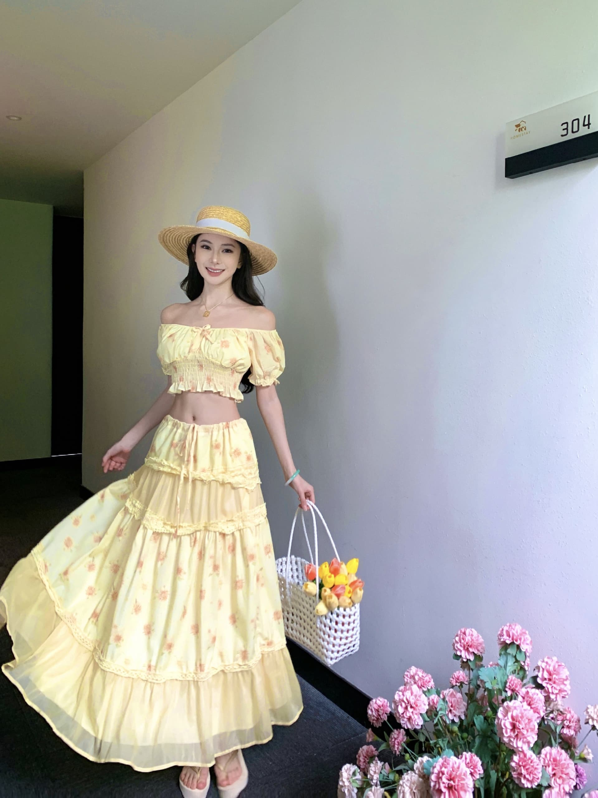 여름 도파민 해변가 휴가 바람 작은 데이지 꽃무늬 섹시함 튜브탑 맨위 여성 자수 반신 치마 세트 상세 이미지 15