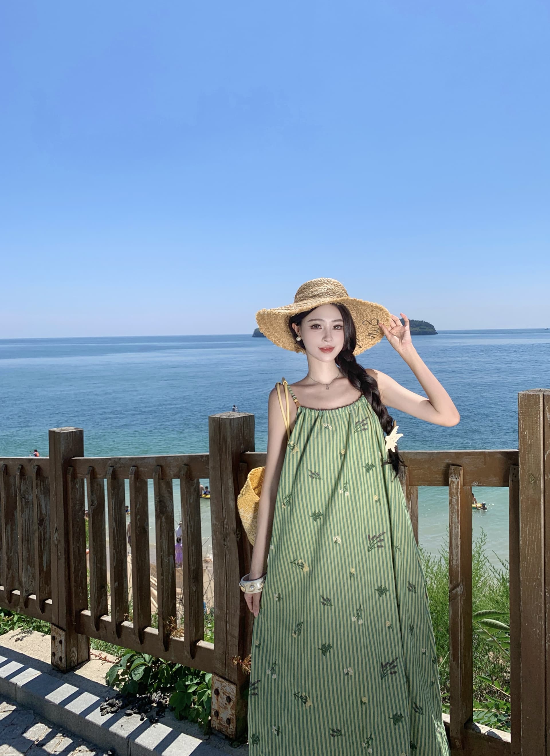 해변가 휴가 고급 센스 녹색 스트라이프 슬립 여성 드레스 여름 자이언트 잘 생긴 루즈핏 슬림해 보이는 품격 롱 스커트 상세 이미지 9