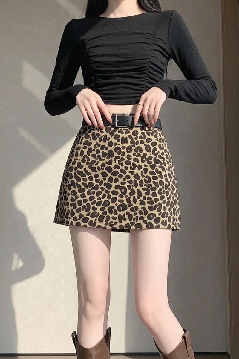 커피 색상 레오파드 무늬 미니 스커트 여성 가을과 겨울 고급 자이언트 잘 생긴 반신 스커트 아메리칸 핫걸 노출 방지 한 마디 타이트 스커트 이미지 7